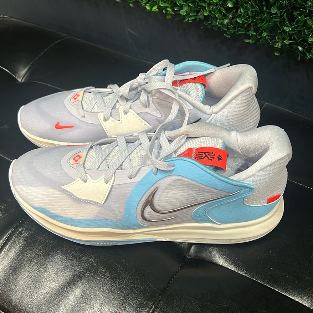 Nike size 10 kd